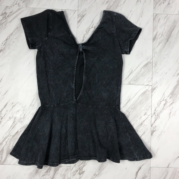 HIP Dark Denim Acid Wash Peplum Top Size XS NWOT - Picture 2 of 6